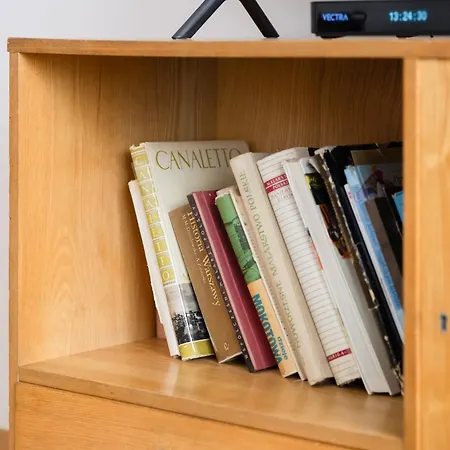 Charming For 4 People Located 650 M From The Old Town Of By Renters Apartament Warszawa